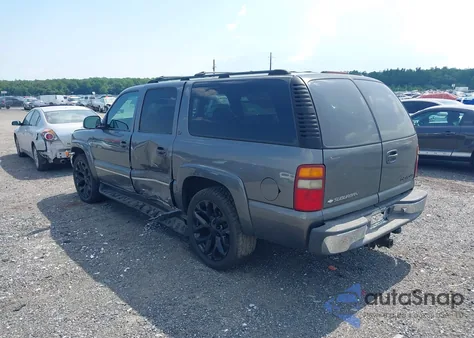2002 Chevrolet Suburban 1500 Lt z USA, uszkodzony, nr VIN 3GNFK16Z92G267319